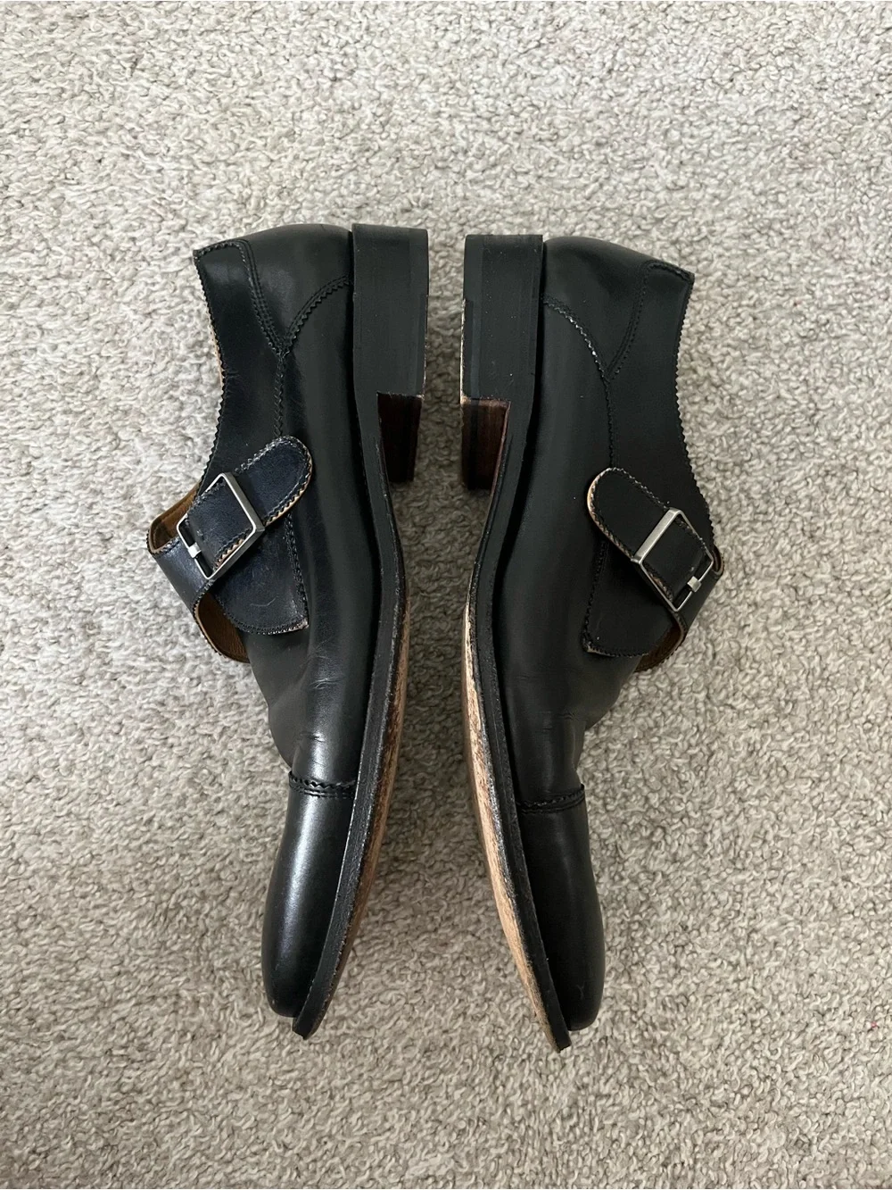Bally black leather dress shoes buckle made in Italy 9.5